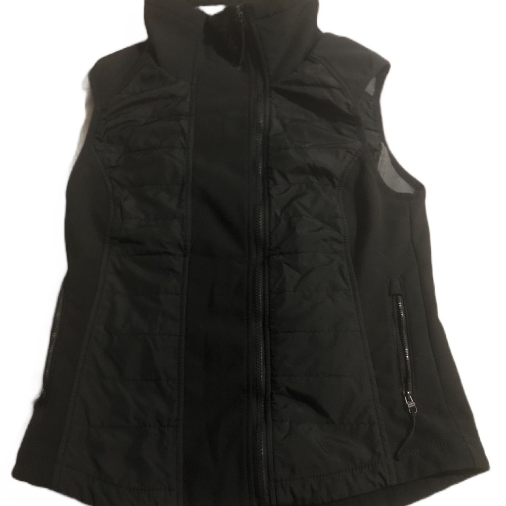 SOLD Women’s Bench Vest